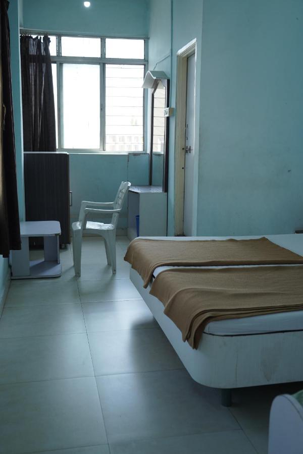 Hotel Rajesh Kolhapur Luaran gambar